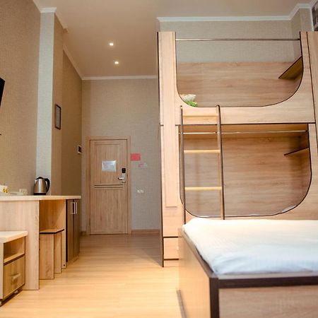Nicehostel Актобе Екстериор снимка