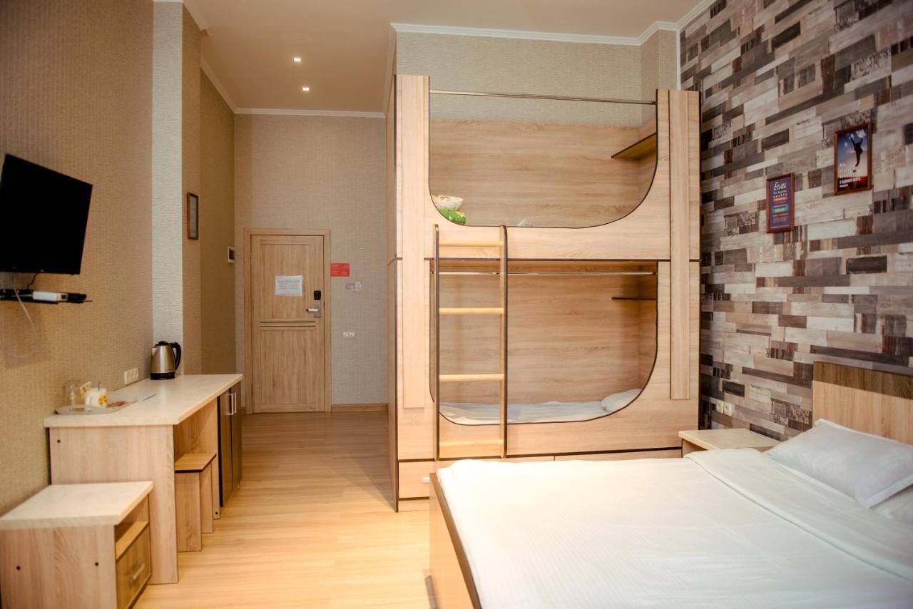 Nicehostel Актобе Екстериор снимка