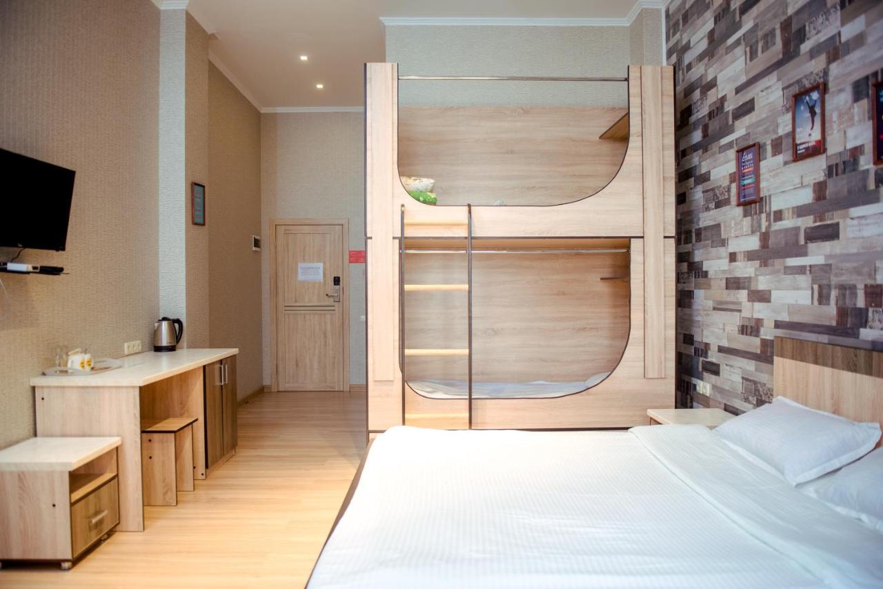 Nicehostel Актобе Екстериор снимка